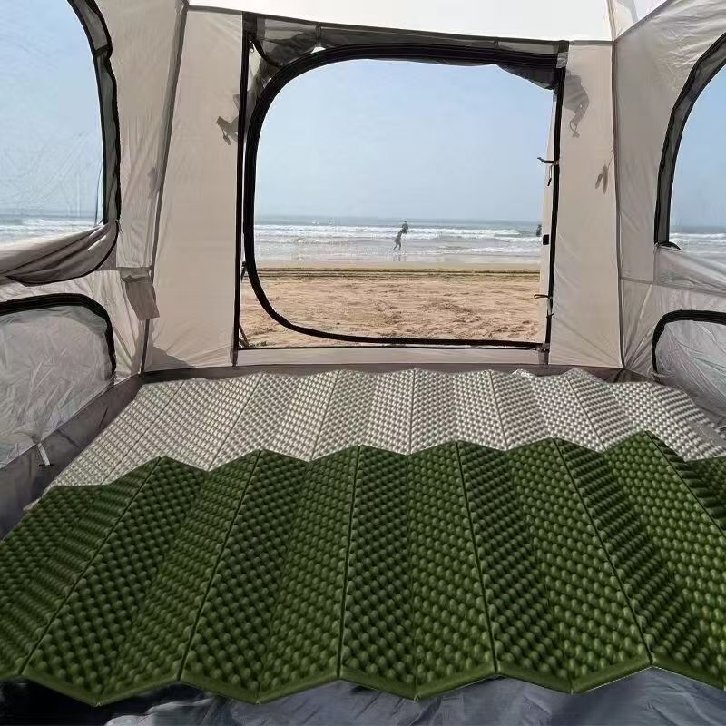 折りたたみ式防湿キャンプマット軽量スリーピングパッドバックパ - Outdoor Adventure Films のレビューと価格
